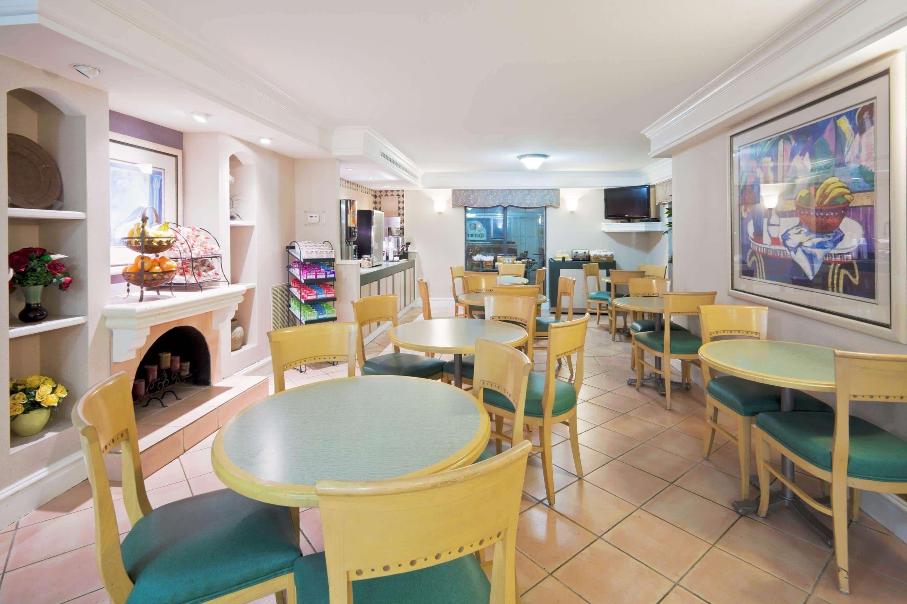 La Quinta Inn By Wyndham Tallahassee North Экстерьер фото